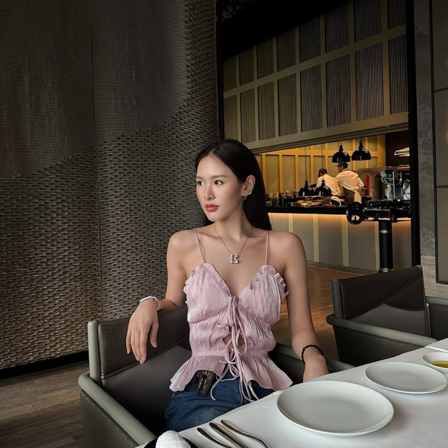 Dressaffair - Evie set ชุดเซ็ทสายเดี่ยวดีเทลผูกโบว์หน้า