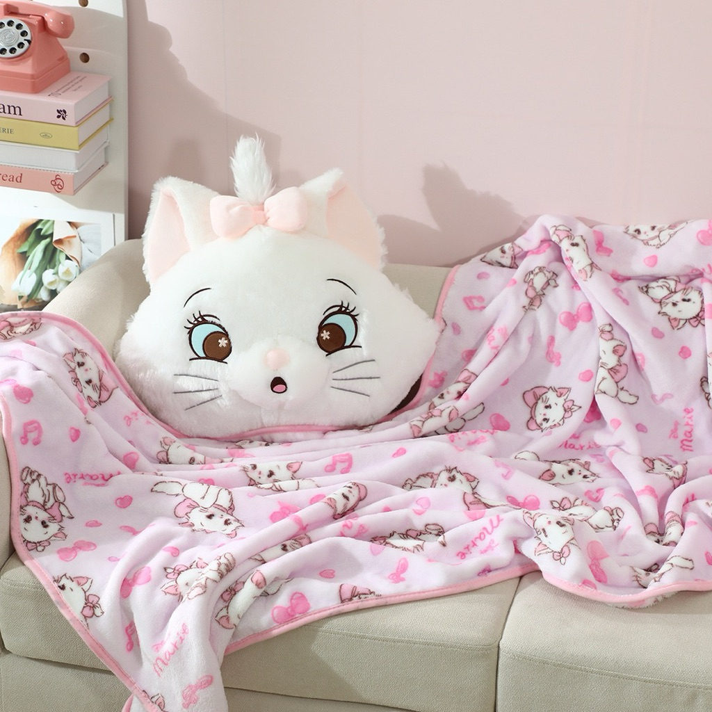 พร้อมส่งจากไทย หมอนผ้าห่ม แมวมารี Marie Disney ดิสนีย์ ขนผ้านาโน
