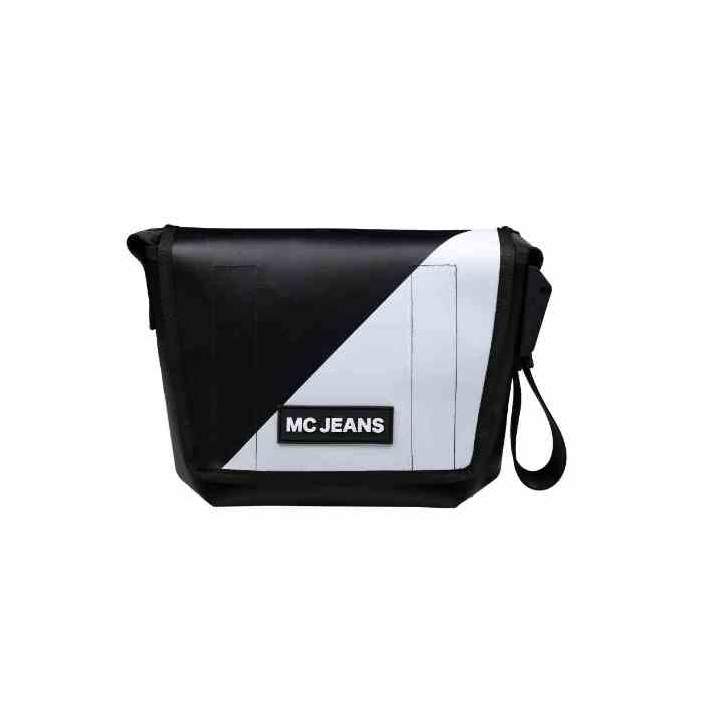 Mc jeans กระเป๋าสะพายอเนกประสงค์ M02Z104