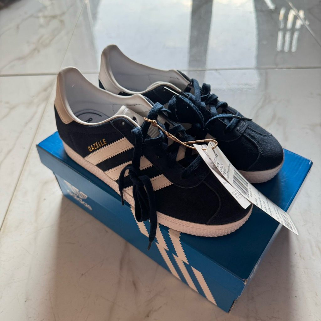 🐶 Adidas Gazelle  เด็ก Size UK2 หล่อมาก