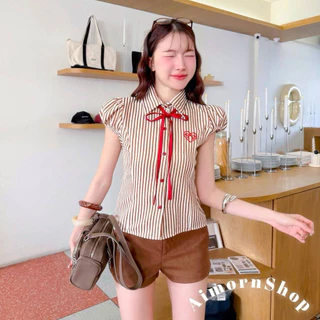 🔥aimorn_shop🔥เชิ้ตคอปก แขนตุ๊กตาลายริ้ว มีเชือกสีแดงผูกโบว์ด้านหน้าให้เก๋ๆ ปักหัวใจเพิ่มกิมมิกน่ารักๆ