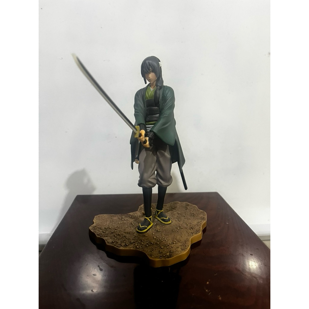 คาซึระ โคทาโร่ (Katsura Kotaro) เวอร์ชั่นชุดซามูไร/พรรคขับไล่ต่างแดนดาบโม