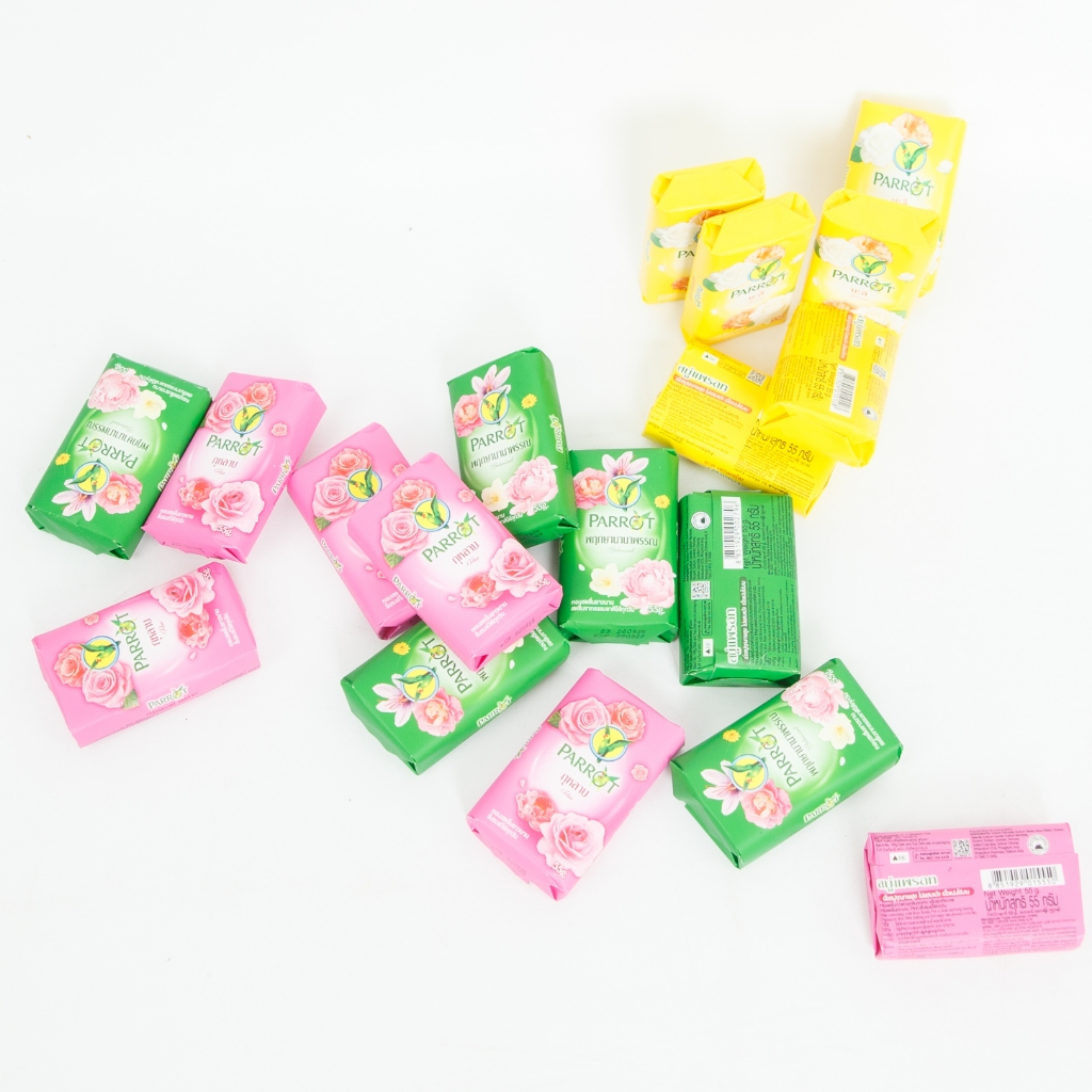 สบู่ตรานกแก้ว Parrot Botanicals 55g สบู่ที่อยู่คู่คนไทยมาอย่างยาวนาน ไม่ผสมแป้ง ละลายช้า กลิ่นหอมชื่นใจ