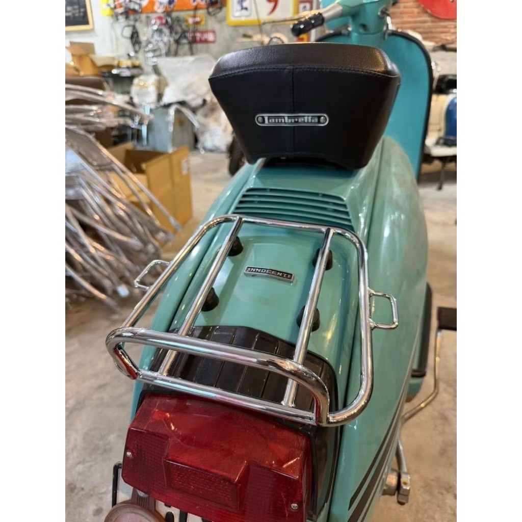 ตะแกรงหลัง Vintage (Buddy Seat) สำหรับ Lambretta 3 - 4