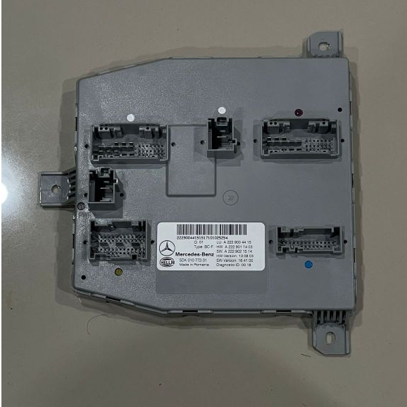 อะไหล่รถเบนซ์ Banz (แท้) กล่องควบคุมไฟ SAM หน้า w205 W212 W222