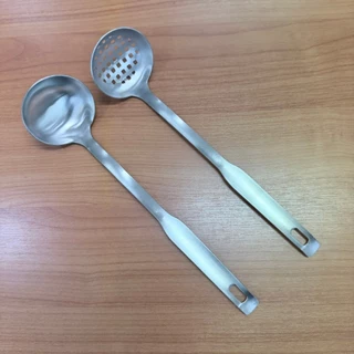 SB Stainless กระชอนมีรูลวกสุกี้ กระบวยตักสุกี้ กระบวยตักน้ำซุป กระชอนลวกจิ้มจุ่ม กระชอนลวกสุกี้แบบมีรู กระบวยสุกี้