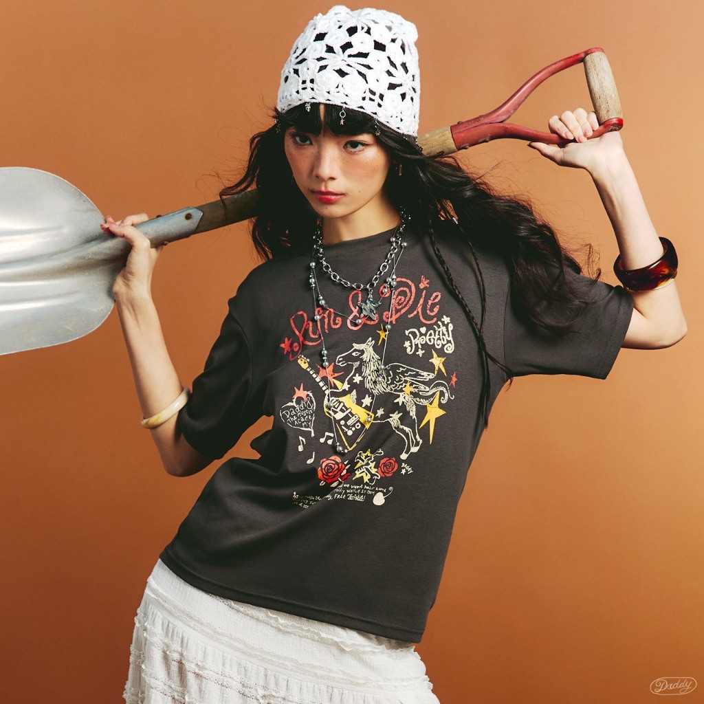 DADDY(SWC) | Run & Die Pretty T-shirt เสื้อยืด สุดน่ารัก