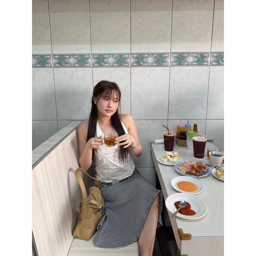 MELT.INMOMENTS Lune Top เสื้อคล้องคอกระดุมสแนป (พร้อมส่ง) - รูปที่ 5