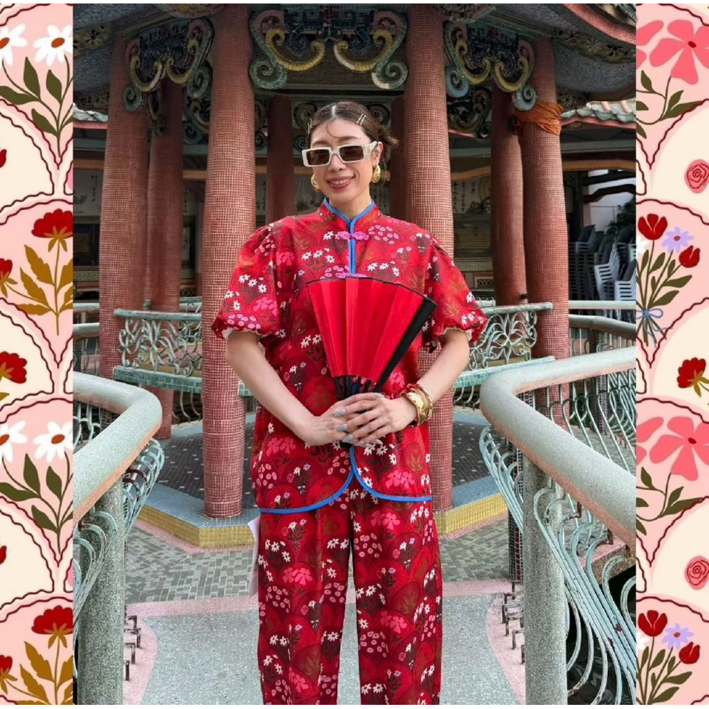 #9989-7(กระเบื้องพัดแดง) STUDIOX2 เสื้อคอจีน กระดุมหน้า แขนพอง + กางเกงขายาว