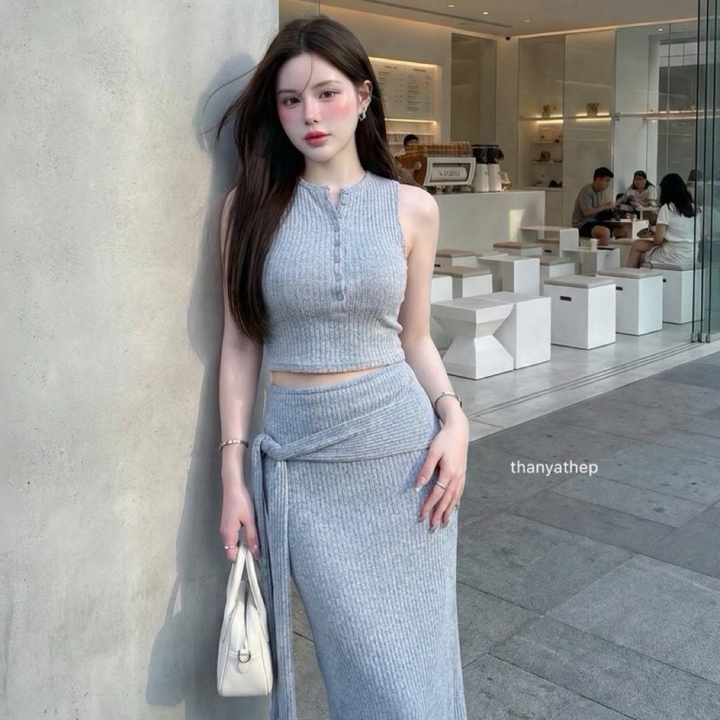 [S096]:TYT เซต2ชิ้น เสื้อคอเต่ากระดุมหน้าตัวยาว ผ้านิ่ม ใส่สบาย ไม่ร้อน มาพร้อมกระโปรงยาวแต่งเอว