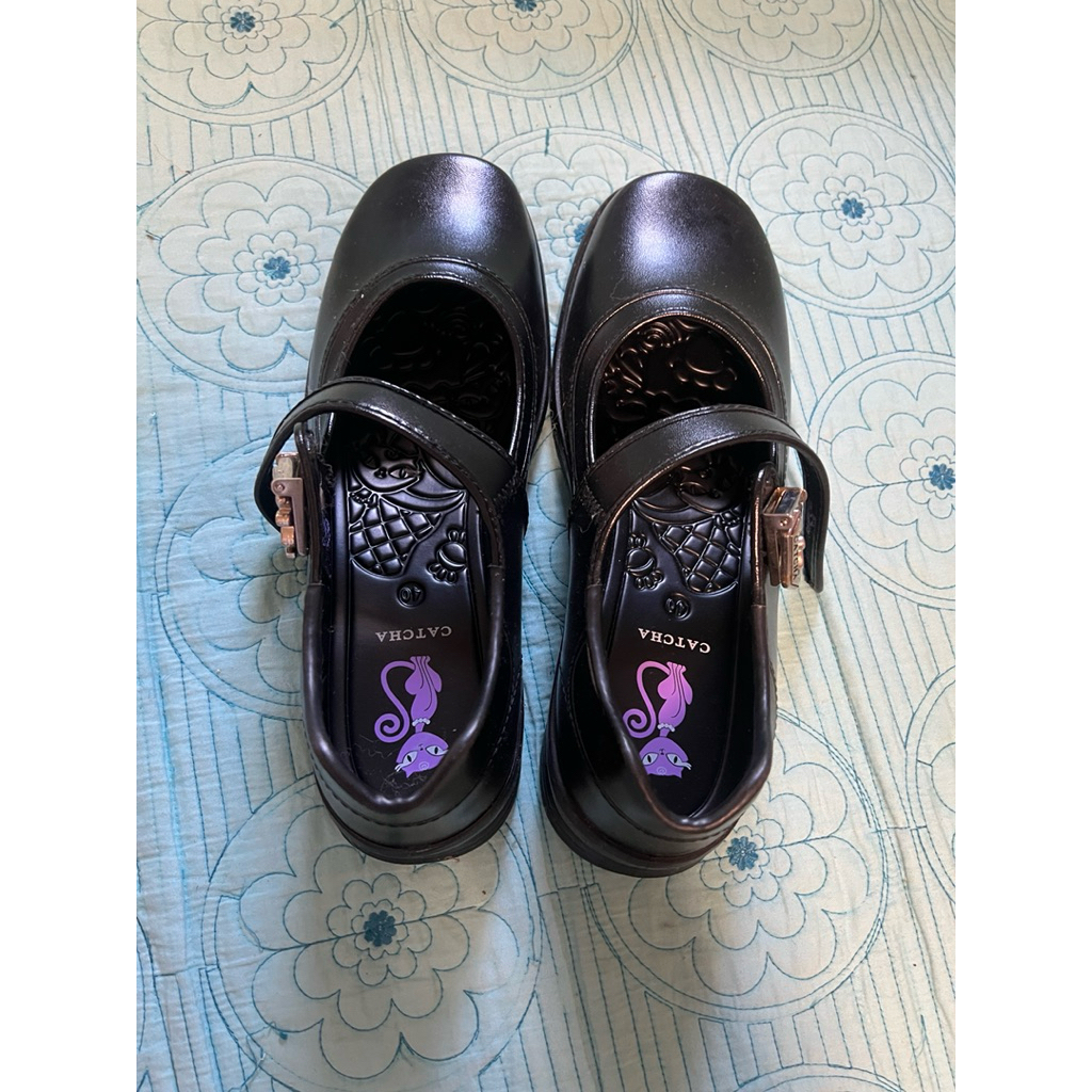 รองเท้านักเรียนหญิงCatcha(ของใหม่)