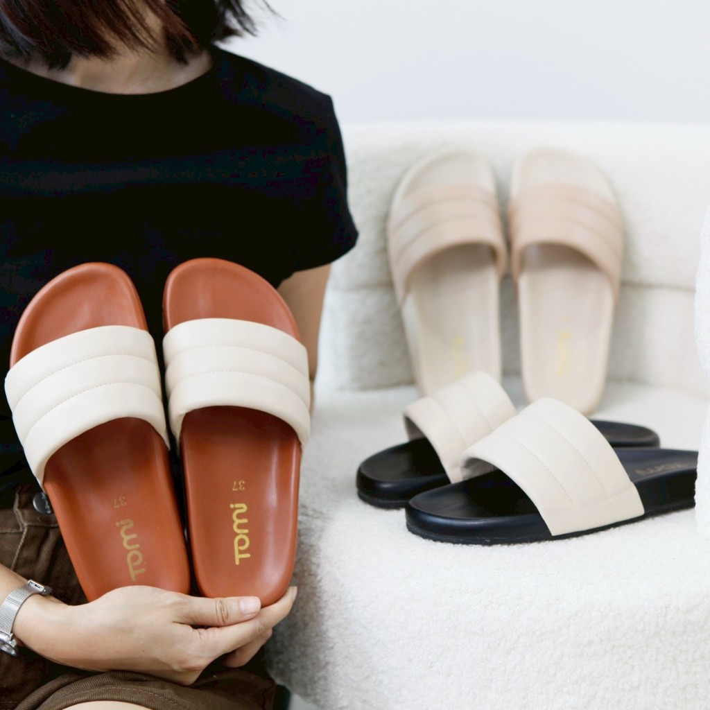 [TOMi-"Milddy"] รองเท้าแตะรุ่นสวมลอนนิ่ม ดีไซน์น่ารัก พื้นนุ่มใส่สบาย (**แนะนำเท้าอวบ+1 เผื่อไซส์**)