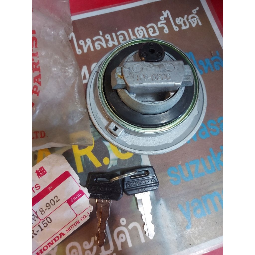 ฝาถังน้ำมันงานเก่าเทียม ใช้กับรถ honda nsr150 ตากลม ตาเหลี่ยม nsr150rr