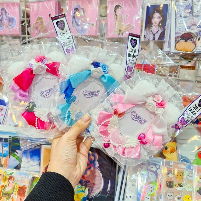 ***Inbox สอบถามลายสินค้าก่อนกดสั่งซื้อ***✨มีลายใหม่✨Frame Card เฟรมการ์ดริบบิ้น ประดับหัวใจขนฟู สวยอ