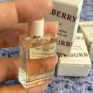 กลิ่นแนว floral และ fruity ที่มิกซ์กันได้หวานกลมกล่อม เซ็กซี…