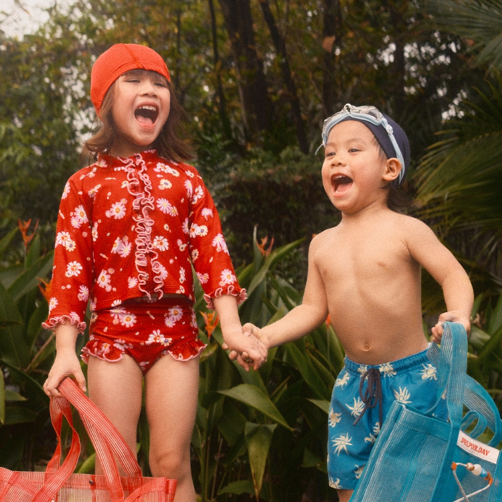 APRILPOOLDAY KIDS MOLLY RASHGUARD