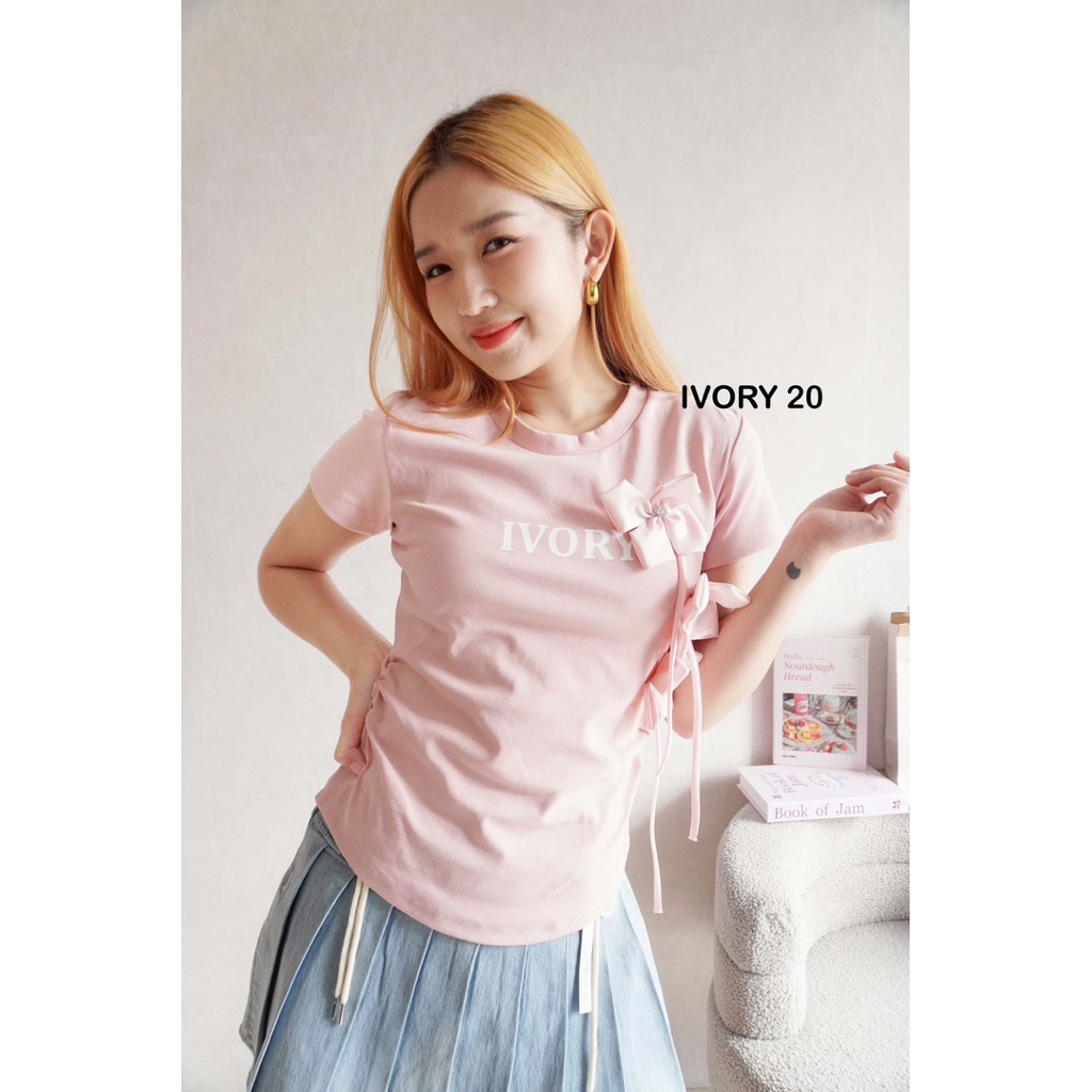 VV881 -VV225 -ป้ายIVORYเสื้อยืด แฟชั่นแขนสั้น ติดดอกไม้เพชร  ผ้ายูนิโคล่ เนื้อนุ่มใส่สบาย