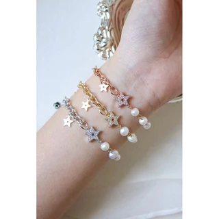 TROPHIES.CO - Starry Promise Bracelet กำไลข้อมือดาว สร้อยข้อมือไข่มุก