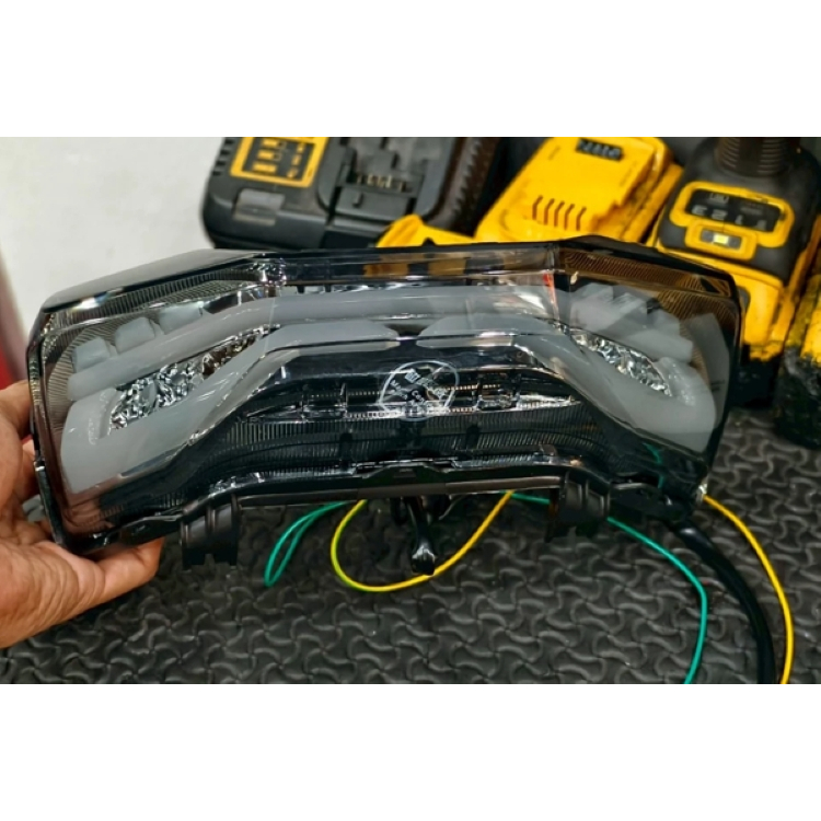 ไฟท้าย Xcase สำหรับ ADV 150 / ADV 160 ไฟท้ายแต่ง RGB ADV150 / ADV160