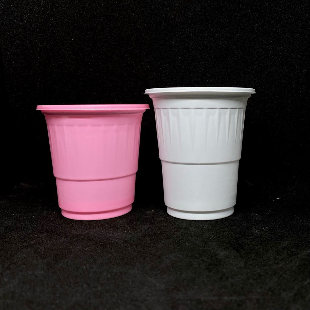ถ้วยน้ำพลาสติก 4.oz และ 3.oz (2000 ใบ/ลัง)