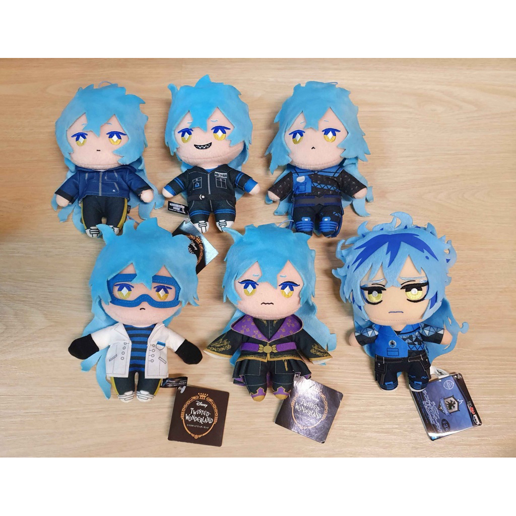 *พร้อมส่ง* ตุ๊กตาขนาด 16 CM (เซ็ต1 หอฮาร์สลาบิวท์ / Heartslabyul) Disney Twisted Wonderland