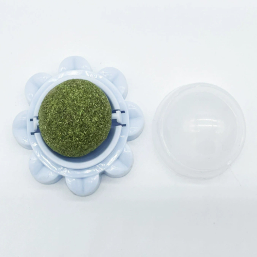 AL-1528  กัญชาแมว แคทนิปบอล Catnip Ball 🌼 ฐานดอกไม้ เล่นสนุก เพลิดเพลิน ติดผนังได้ พร้อมส่ง