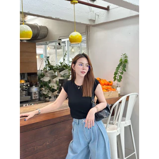 (042ก) พร้อมส่ง ป้ายDeezyy เสื้อยืดแขนเต่อไชร์1(อกไม่เกิน36) ผ้ายูนิ้วโคล่ เข้ารูปมาก