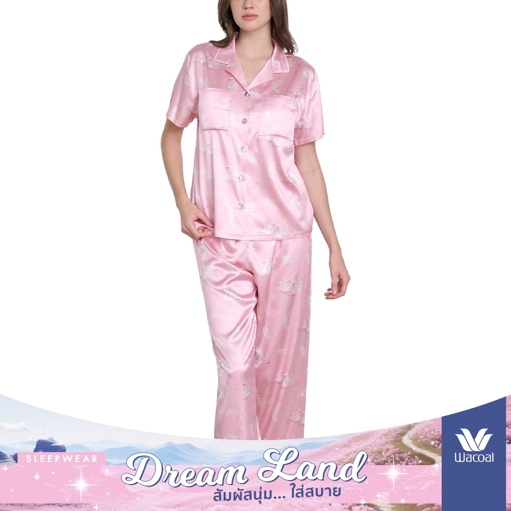 Wacoal Dreamland Collection ชุดนอนกันโป๊ แขนสั้นขายาว ผ้าซาติน พิมพ์ลาย Swan lake รุ่น WN7V19 สีชมพู
