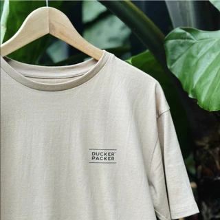 เสื้อยืด DUCKER PACKER | ลาย A Girl | Unisex