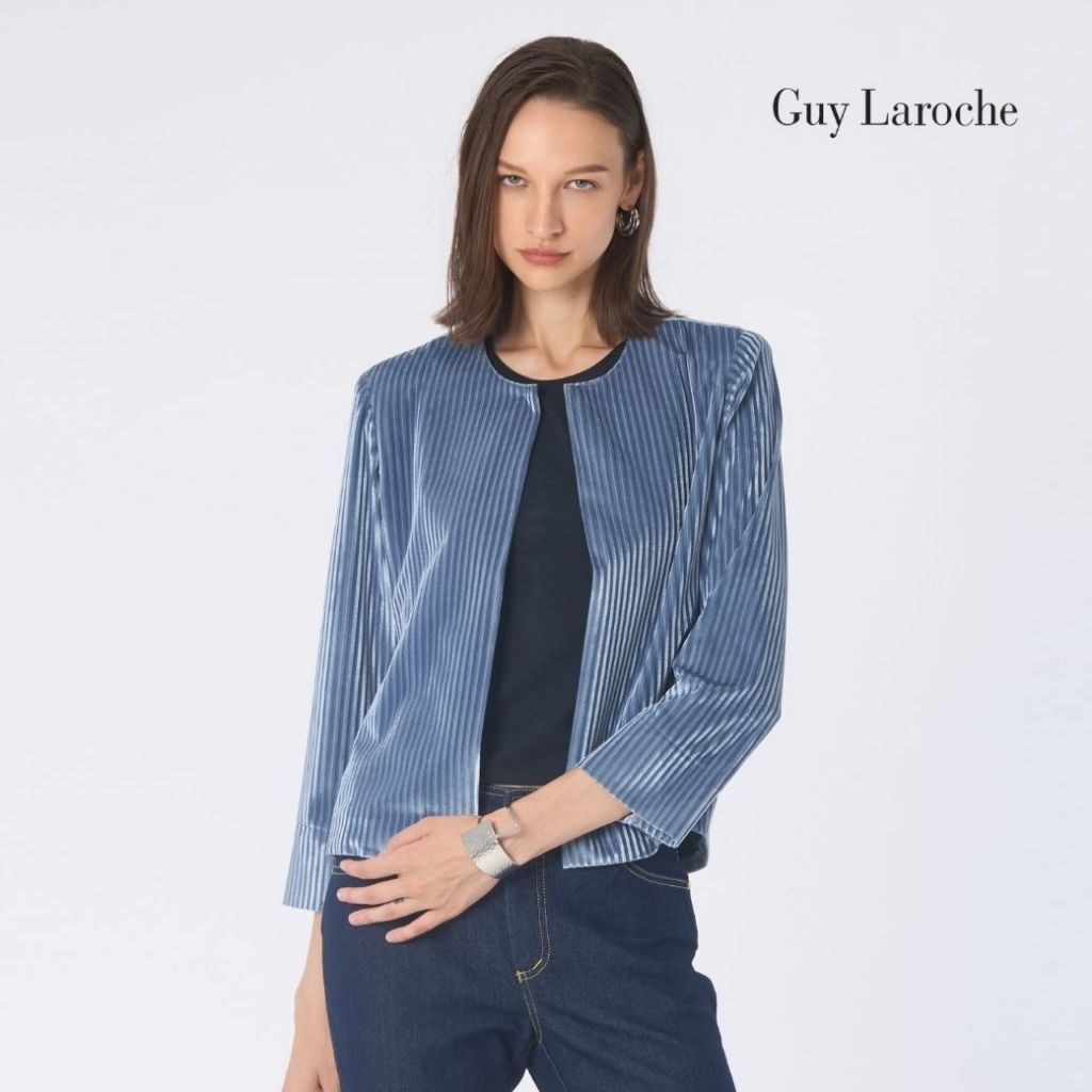Guy Laroche Shiny Light jacket คอกลม แขนยาว สีฟ้า GBBBGY
