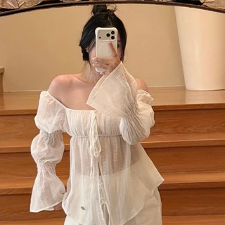 ISLA TOP เสื้อปาดไหล่แขนยาว แต่งระบายผูกโบว์หน้า (เย็บอะไหล่) ผ้าใส่สบาย Size M,L ใส่ได้หลายแบบ - S110 เสื้อผ้าผู้หญิง