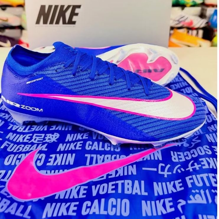 รองเท้าสตั๊ด Mercurial Vapor 16 Air Zoom