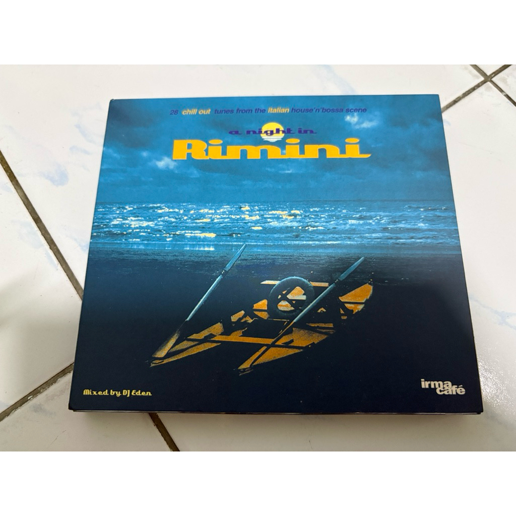 CD : A NIGHT IN RIMINI - 28 CHILL OUT (2CD)