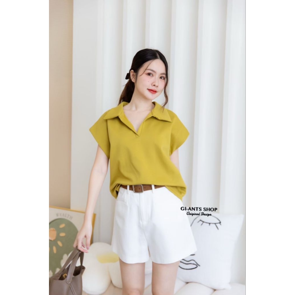 🧸 มินิมอลสไตล์.. เสื้อคอปกเจาะวีไหล่ล้ำ ทรงสวย ผ้านาโน นุ่ม ใส่สบาย🪟