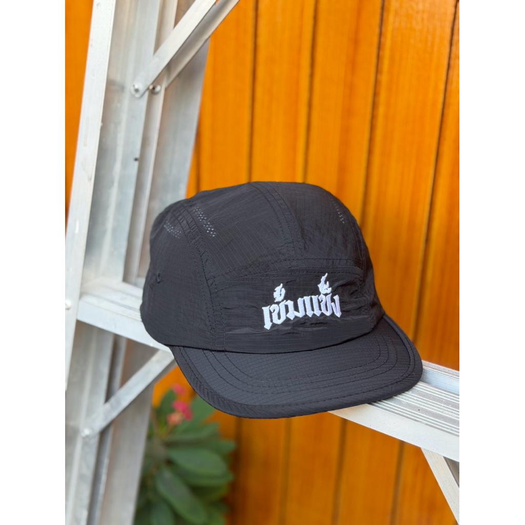 หมวก วิ่ง เข้มแข็ง Running Cap FreeSize ดีเทลงานปักอย่างดีครับ พร้อมลุยทุกสถานการณ์