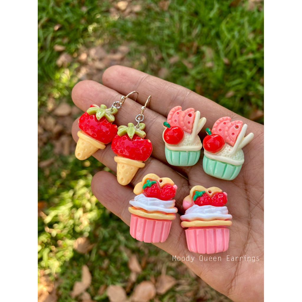 ต่างหูขนม ไอติม ต่างหูเรซิ่นน่ารัก พร้อมส่ง