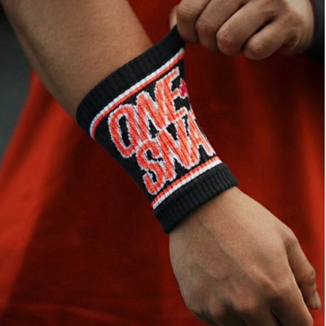 ONS! Sweatband ผ้ารัดข้อมือ สำหรับออกกำลังกาย ซับเหงื่อ  กระชับข้อมือ