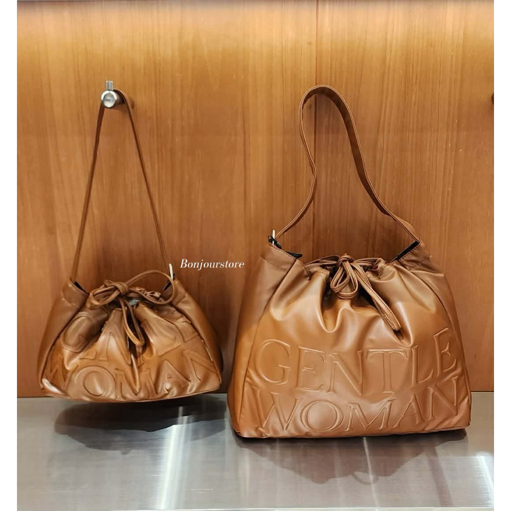 แท้จากShop✨กระเป๋าเกี๊ยว GENTLEWOMAN 🥟(DUMPLING BAG)