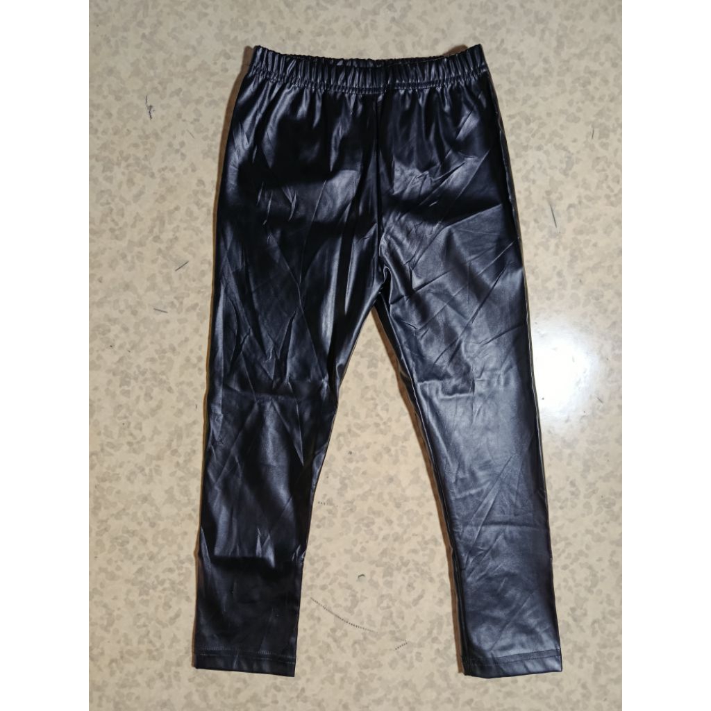 SHEIN กางเกงเด็กหนังเทียม