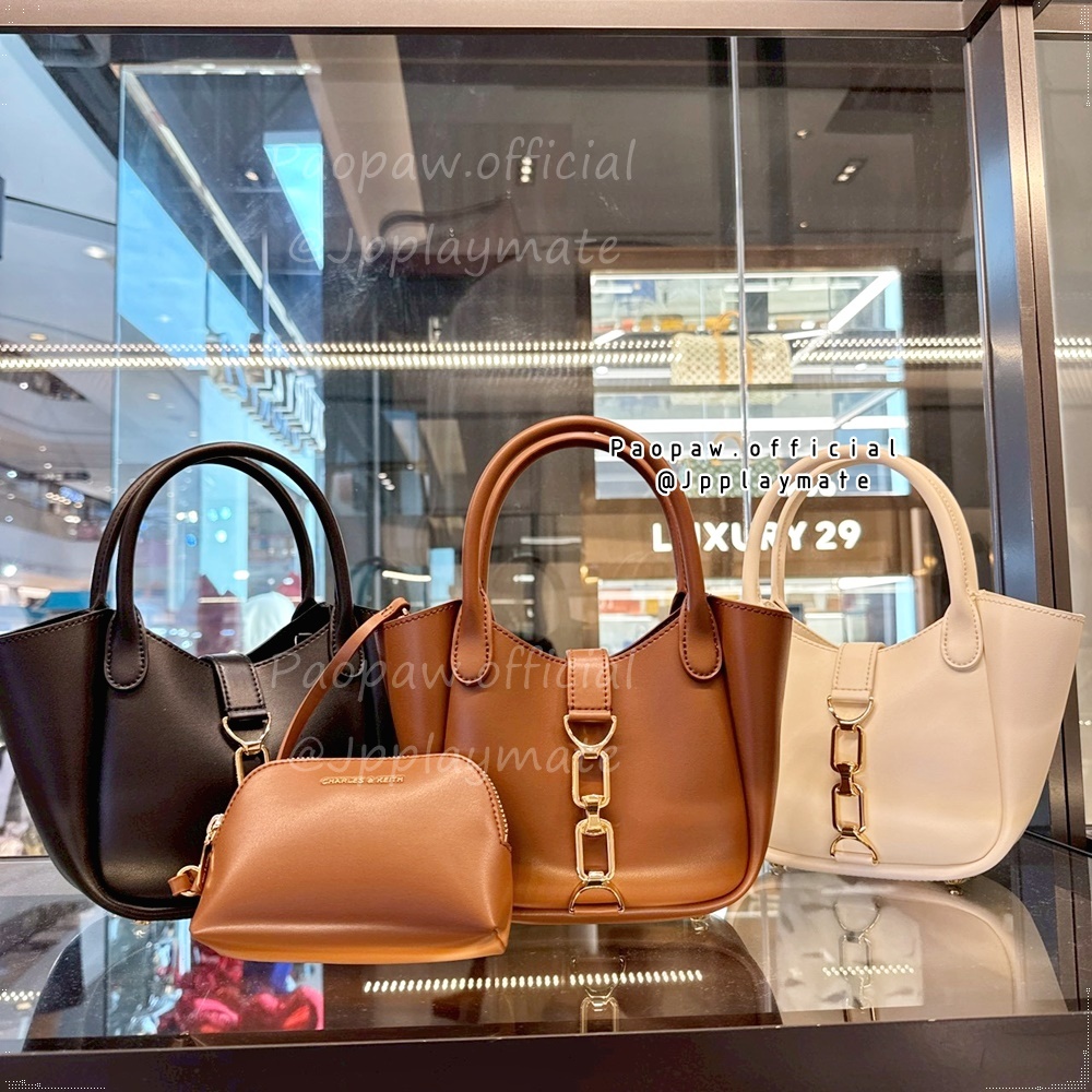 Charles & Keith รุ่น Agatha กระเป๋าสะพาย CK2 ((แท้จากชอป มีถุงผ้า ถุงกระดาษให้))