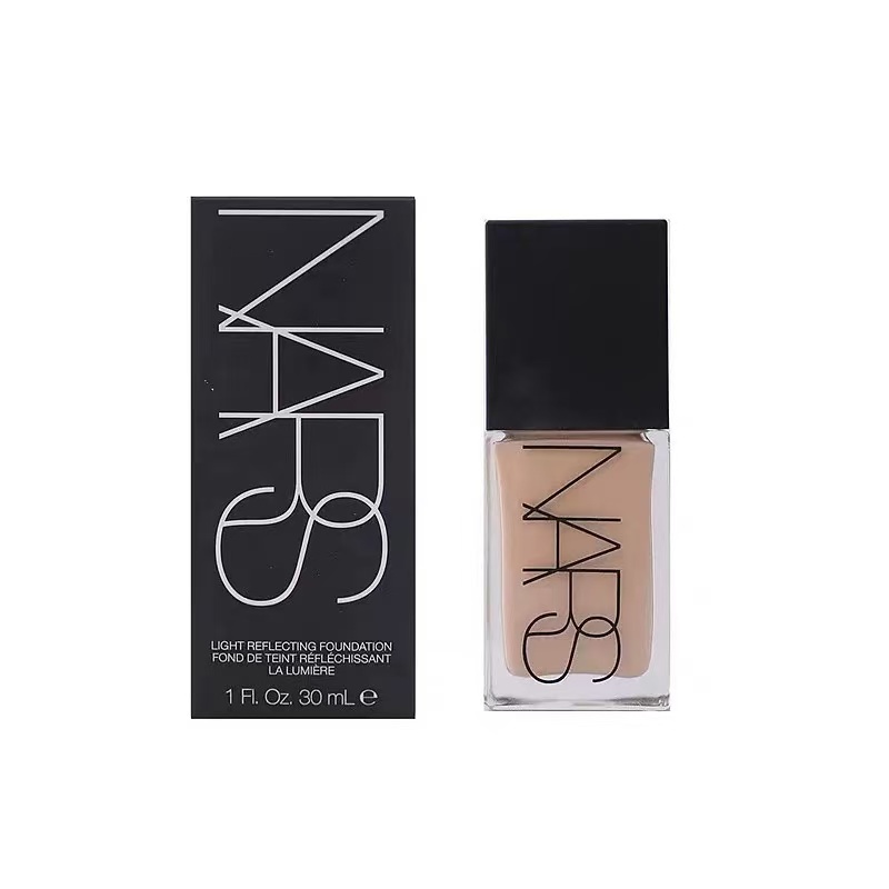 NARS Square Light Reflecting Foundation 30ML ฟาวเดชั่นเนื้อบางเบา ปกปิดเรียบเนียน ให้ผิวกระจ่างใส ติดทนนาน