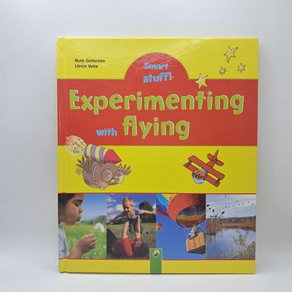 #R #มือสอง : Experimenting with flying by Ruth Gellersen & Ulrich Velte(หนังสือความรู้)
