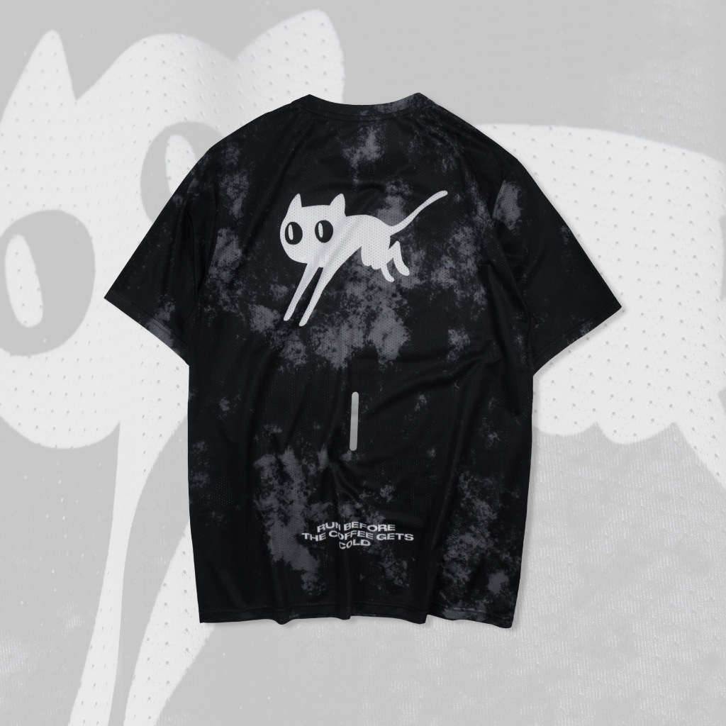 VOLT RUNNING x MITTE เสื้อวิ่งแขนสั้น รุ่น ACCE 004 Running Club สีดำ
