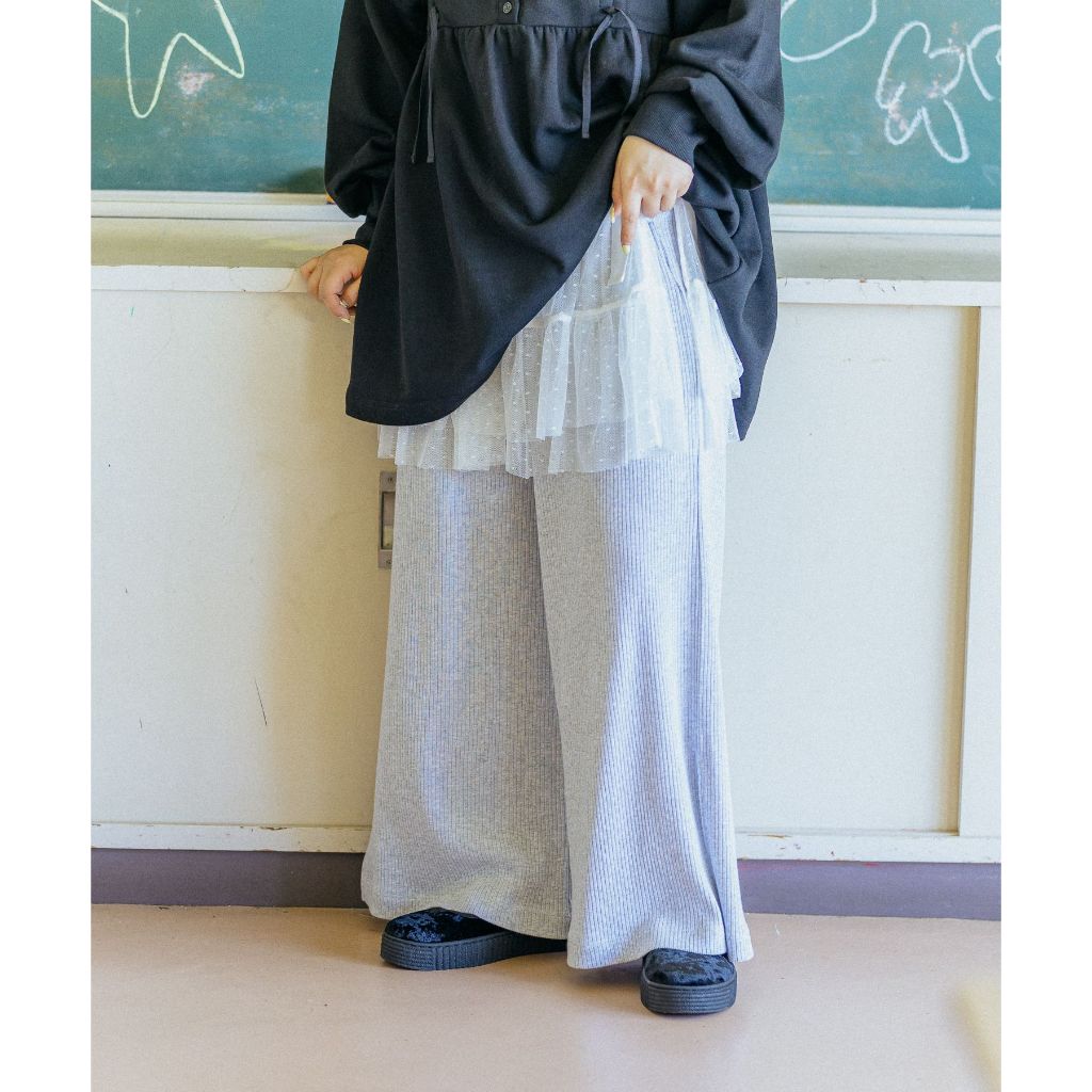 niko and ... [Make stuff '25] เซ็ตกระโปรงเลซ กางเกงริบเซ็ต Ancho skirt set with ribbed pants