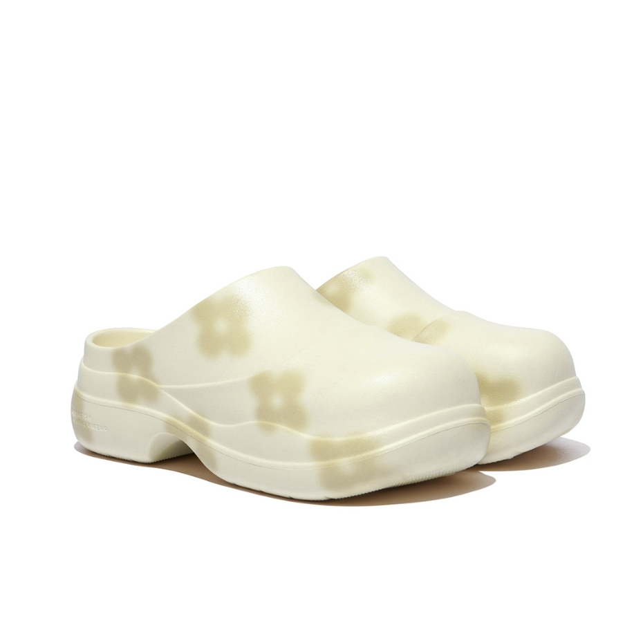 Rockfish รุ่น X Minjukim Floral Shadow Clog รองเท้าแตะเปิดส้น ผู้หญิง สี Cream - RF1SHBE1EV007CM