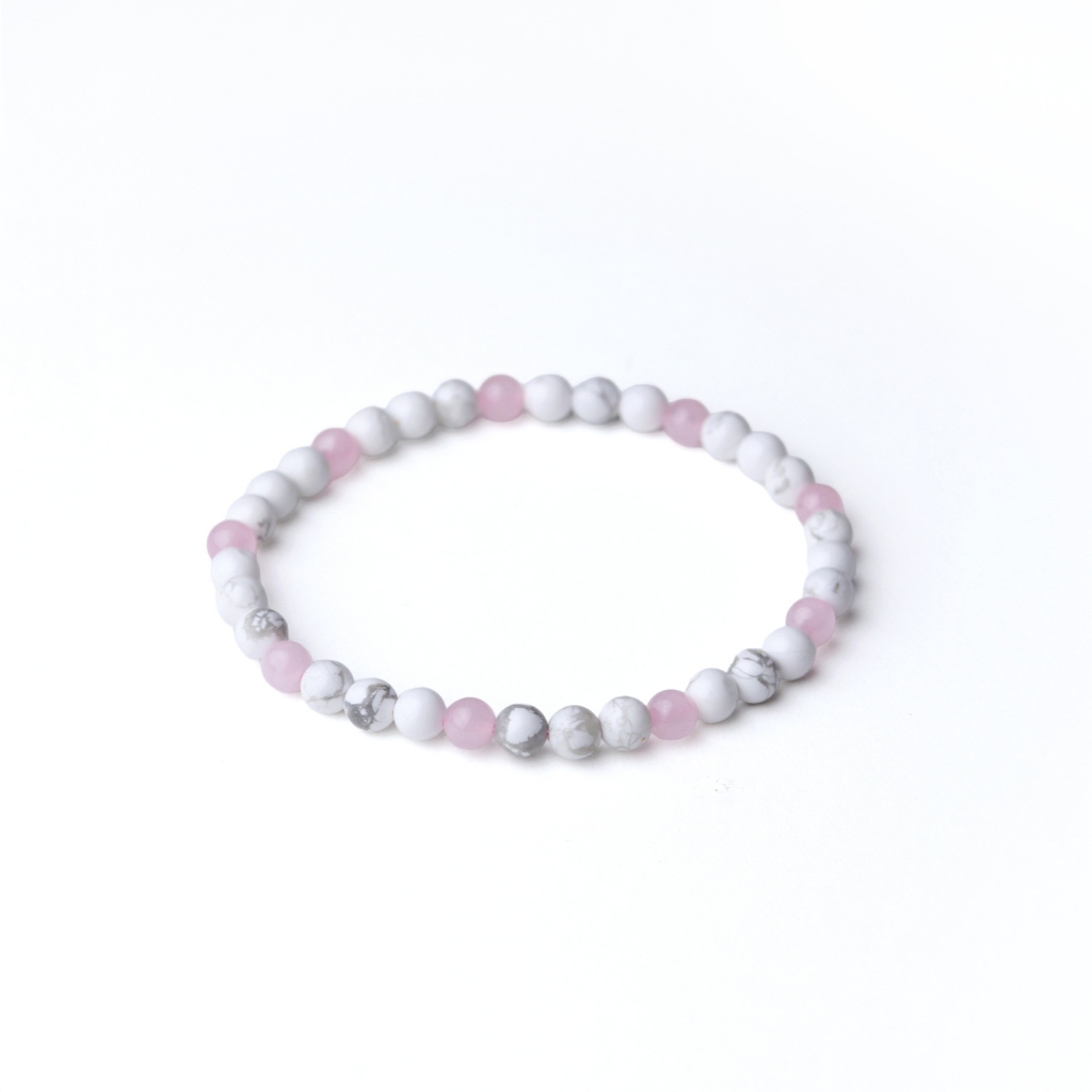 LUCY SUMMER กำไลข้อมือหินแท้ Rose Quartz + Howlite ขนาด 4 มม. - รูปที่ 2
