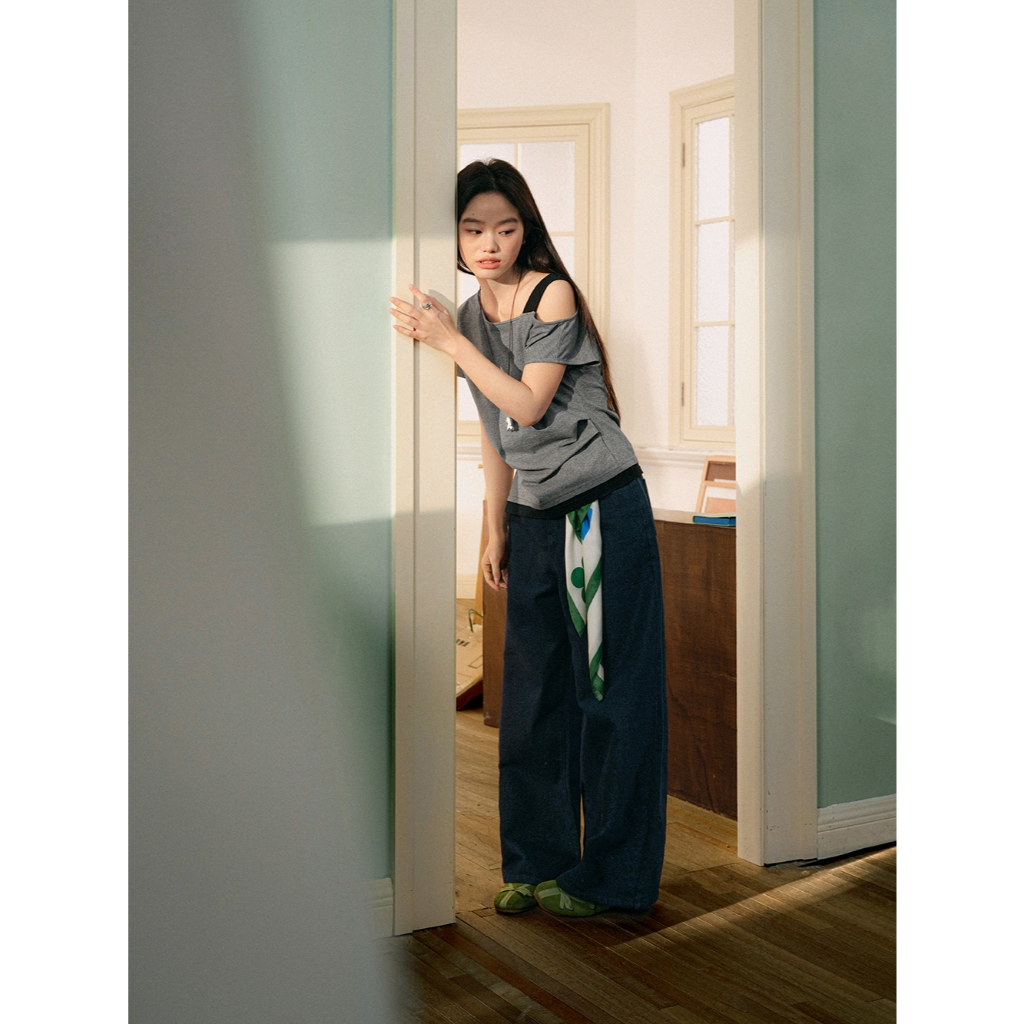 [Preorder] KUOSE : Gradient One Shoulder Ruched Top