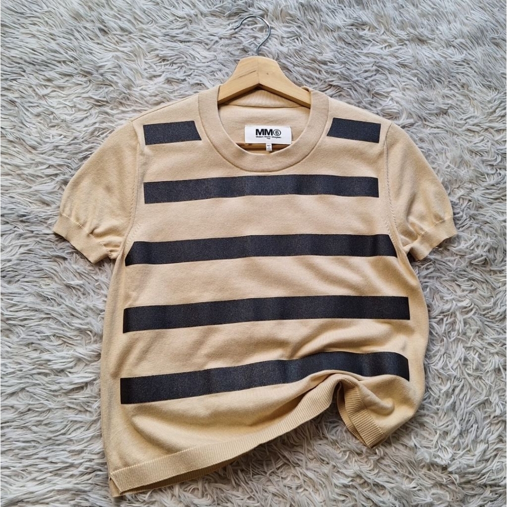 ส่งต่อ✅️เสื้อแบรนด์: MM6 Maison Margiela (เสื้อ "MM⑥")