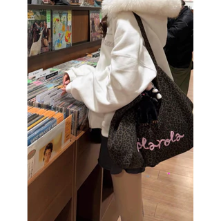 [ PRE-ORDER ] รอบลด 25% ✨ กระเป๋า MAISON DE ROLA LEOPARD SHOULDER BAG