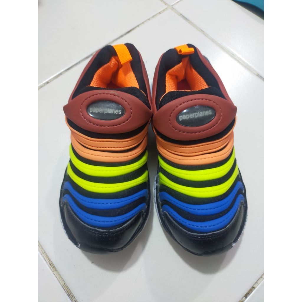 มือสอง รองเท้าแบรนด์เด็ก paperplanes ไซส์17 sizeตามป้าย
